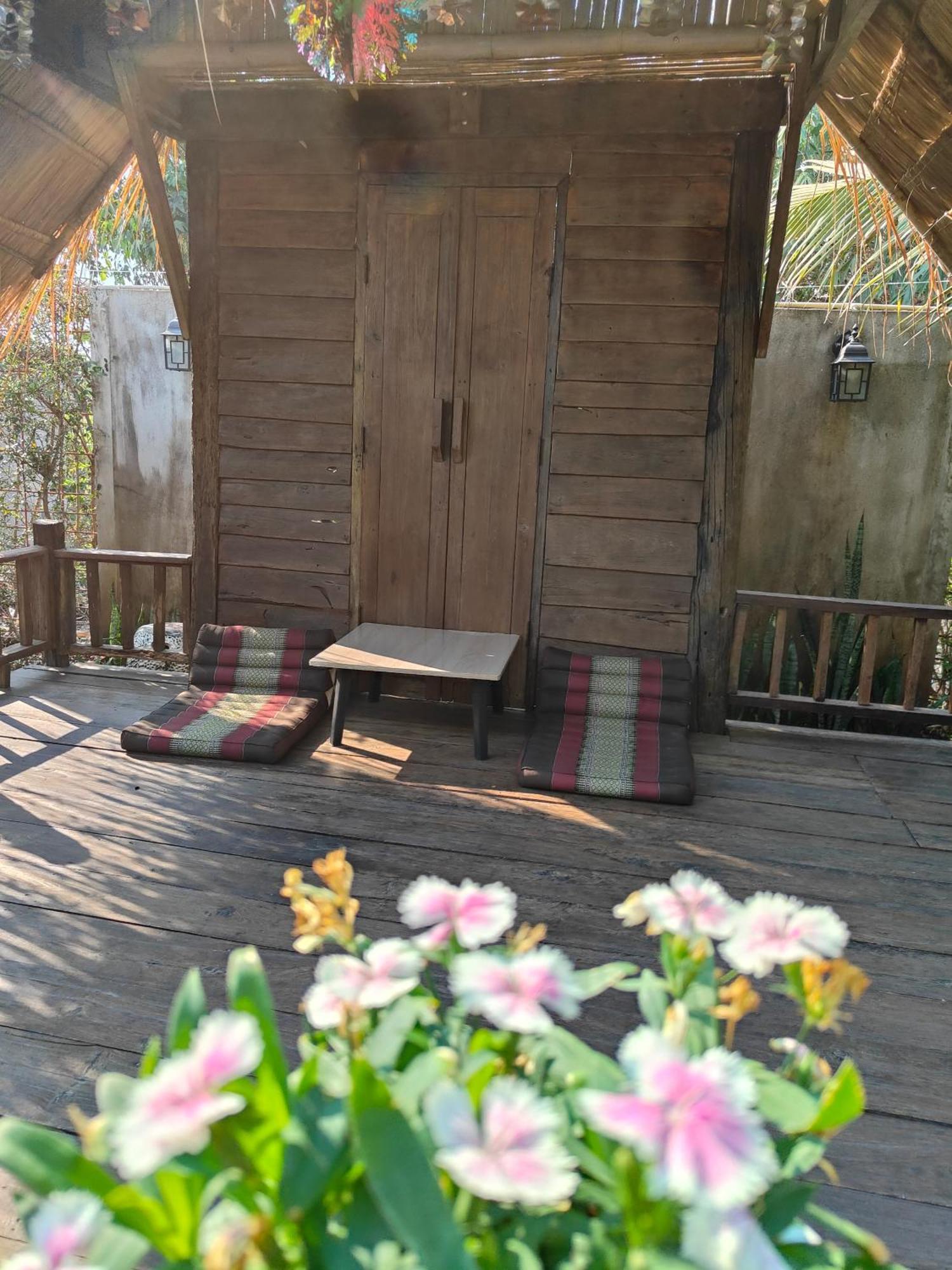 Smilingface Guesthouse Сукхотхай Екстер'єр фото
