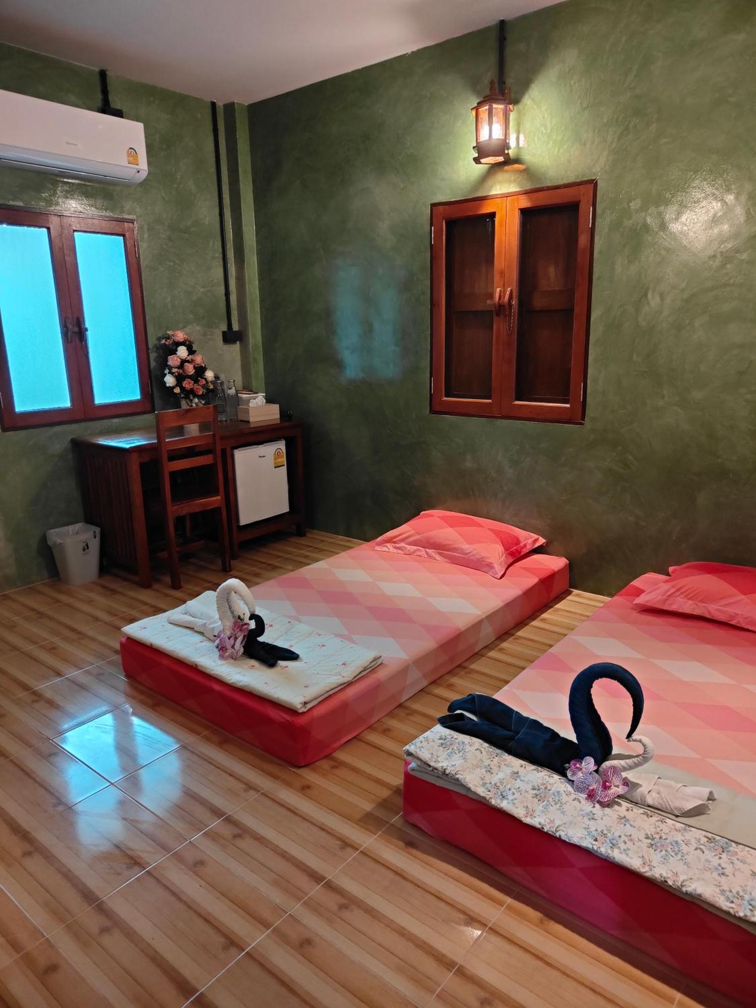 Smilingface Guesthouse Сукхотхай Екстер'єр фото